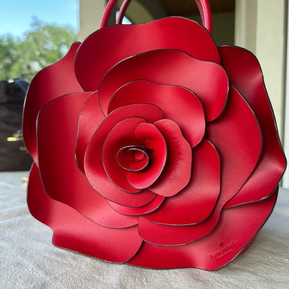 Kate Spade 3D Flora Red Rose Handbag with strap. Gently used.